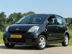 Daihatsu Sirion 2 1.3-16V Comfort 5drs Automaat - Black Mica, Stof, Gebruikt, 4 cilinders, Zwart