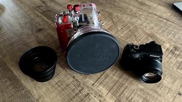 Digitale camera, OLYMPUS C-8080, plus PT-023 onderwater case beschikbaar voor biedingen