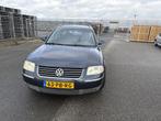 Volkswagen Passat Variant 1.8 Turbo Athene, Auto's, Volkswagen, Voorwielaandrijving, Stof, Zwart, 4 cilinders