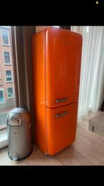 Oranje smeg koelkast, Witgoed en Apparatuur, Koelkasten en IJskasten, 200 liter of meer, Zo goed als nieuw, 45 tot 60 cm, Met vriesvak