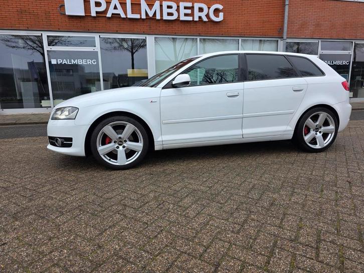 Audi A3 1.2TFSI 77KW SB S-tronic 7 2011 Wit, Auto's, Audi, Particulier, A3, Airconditioning, Bluetooth, Centrale vergrendeling