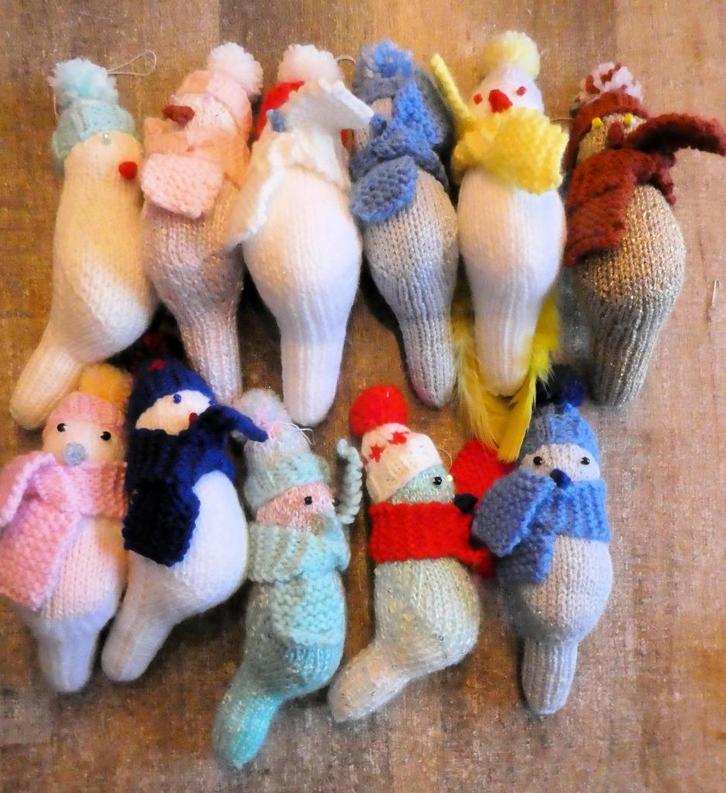 11 mooie gebreide / gehaakte kerstballen figuren., Diversen, Kerst, Zo goed als nieuw, Ophalen of Verzenden