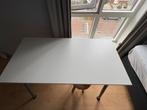 Ikea bureau 120x60 cm, Huis en Inrichting, Ophalen, Zo goed als nieuw
