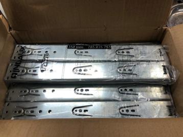 Stalen ladegeleiders 350 mm  beschikbaar voor biedingen