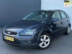 Ford Focus 1.6-16V Futura APK-02-2026/CRUISE/LMV/AIRCO/5DEUR, 1596 cc, Zwart, 4 cilinders, 620 kg