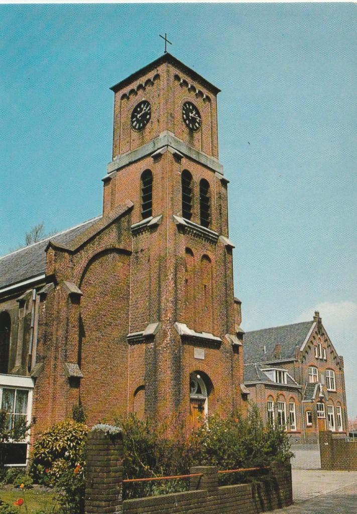 HANSWEERT R.K. Kerk, Verzamelen, Ansichtkaarten | Nederland, Ongelopen, Zeeland, 1980 tot heden, Verzenden