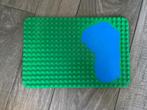 Duplo bouwplaat gras met water 16 x 24, Aastvej 1, 7190 Billund, Denemarken, Product.compliance@LEGO.com, Ophalen of Verzenden
