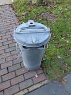 Zinken vuilnis emmer met deksel., Ophalen, Gebruikt