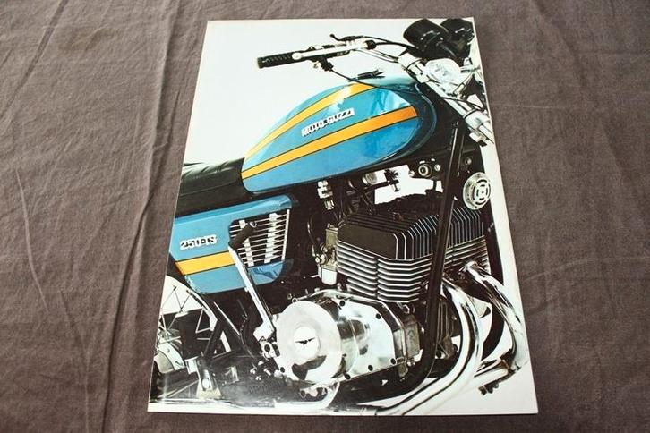 Moto Guzzi 250TS twin motorfiets verkoop folder 250 TS, Motoren, Handleidingen en Instructieboekjes, Moto Guzzi, Ophalen of Verzenden