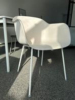 MUUTO fiber chair, Huis en Inrichting, Twee, Gebruikt, Ophalen of Verzenden, Wit