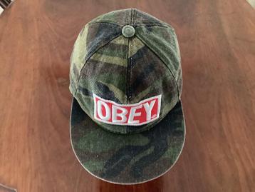Camouflage pet van obey  beschikbaar voor biedingen