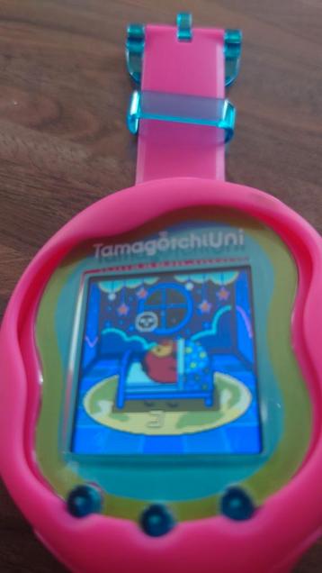 Tamagotchi uni beschikbaar voor biedingen