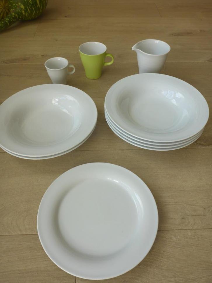 Serviesdelen arzberg move glad en sequense (ribbel), Huis en Inrichting, Keuken | Servies, Zo goed als nieuw, Overige typen, Overige stijlen