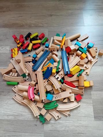 Houten Treinbaan Onderdelen beschikbaar voor biedingen