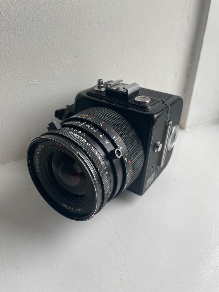 Hasselblad SWC/m + A12 film back - Tested & Well Maintained!, Audio, Tv en Foto, Fotocamera's Analoog, Gebruikt, Spiegelreflex