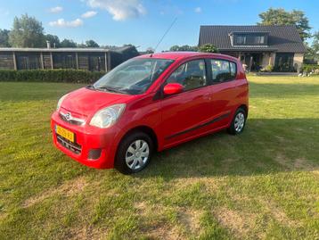 Daihatsu Cuore 1.0 5D 2007 Rood Apk 2026 beschikbaar voor biedingen