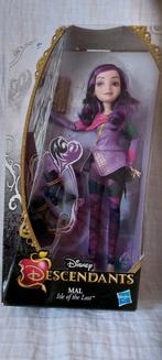 Barbie descendants mal disney, Ophalen of Verzenden, Zo goed als nieuw, Pop