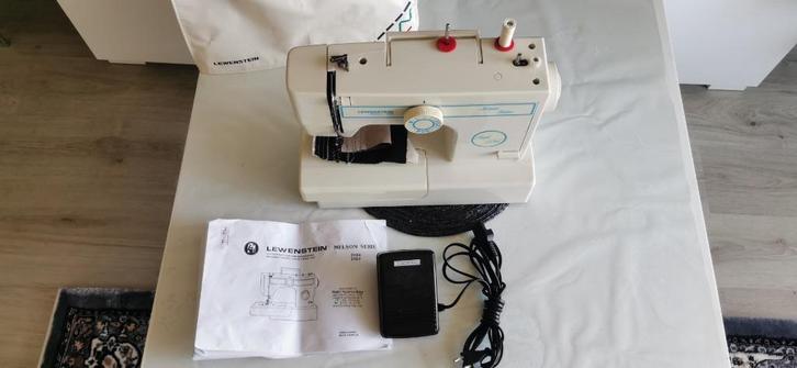 Naaimachine LEWENSTEIN 3106 werkt goed, Hobby en Vrije tijd, Naaimachines en Toebehoren, Zo goed als nieuw, Naaimachine, Overige merken