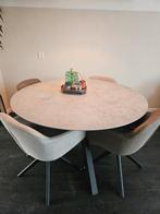 Ronde eettafel van Swatch. 140cm, Huis en Inrichting, Tafels | Eettafels, Ophalen, Gebruikt, Rond, 100 tot 150 cm