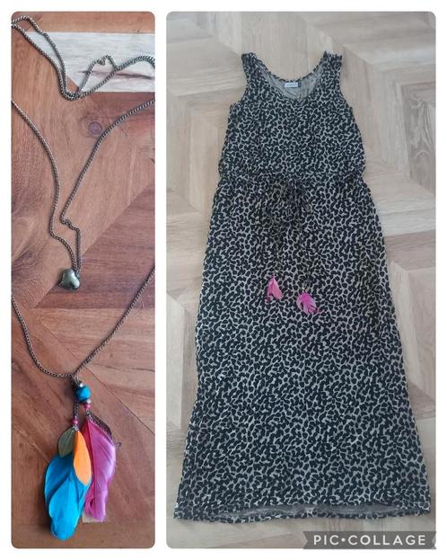 Jurk panter maat 42 met ketting, Kleding | Dames, Jurken, Zo goed als nieuw, Maat 42/44 (L), Roze, Onder de knie, Ophalen of Verzenden