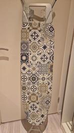 Strijkplank nauwelijks gebruikt, Ophalen, Zo goed als nieuw