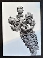 Ansichtkaart mode Iris van Herpen Radiation Invasion Dress, Ophalen of Verzenden, 1980 tot heden, Ongelopen, Sterren en Beroemdheden