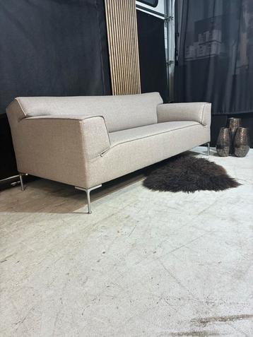 Design on Stock bloq 2,5 zits bank - Stijlvol en comfortabel beschikbaar voor biedingen