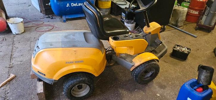 Stiga Park Diesel frontmaaier opknapper winter project, Tuin en Terras, Zitmaaiers, Gebruikt, 90 tot 120 cm, Ophalen of Verzenden