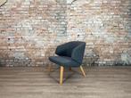 Montis Back Me Up Lounge grijs bij TheReSales, Ophalen, Hout, Minder dan 75 cm, Design