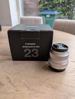 Fujifilm xf 23mm f2 zilver, Ophalen of Verzenden, Zo goed als nieuw, Standaardlens