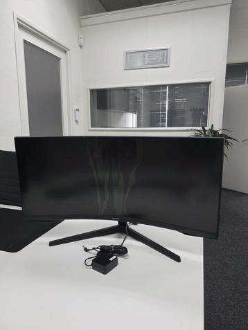Samsung Odyssey G5 34 inch Curved - Scherm stuk beschikbaar voor biedingen