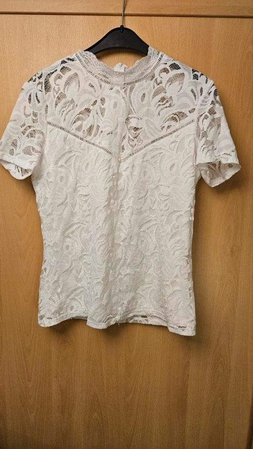 Vila kanten zomertop, maat L = 40,, als NIEUW!, Kleding | Dames, Tops, Zo goed als nieuw, Maat 38/40 (M), Wit, Korte mouw, Ophalen of Verzenden