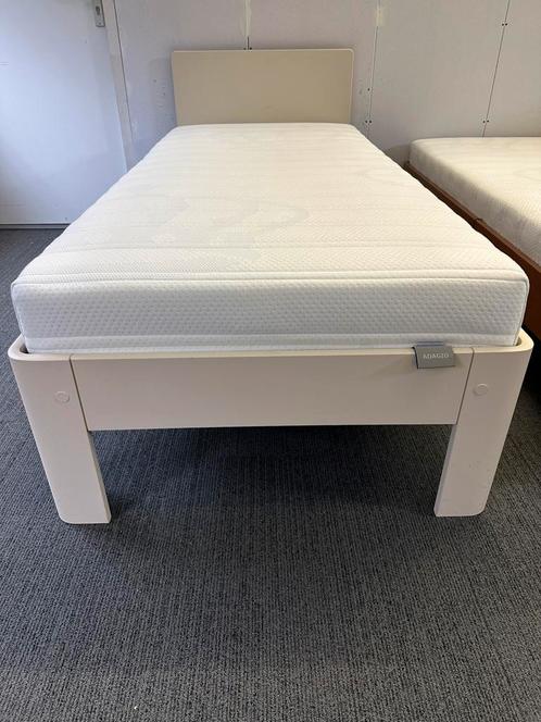 Auping Auronde bed 90x200 incl Auping Inizio matras, Huis en Inrichting, Slaapkamer | Bedden, Zo goed als nieuw, Eenpersoons, 90 cm