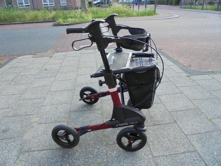 Rollator Topro Troja 2G maat S incl. Rugsteun en tas, Diversen, Rollators, Zo goed als nieuw, Lichtgewicht, Opvouwbaar, Ophalen