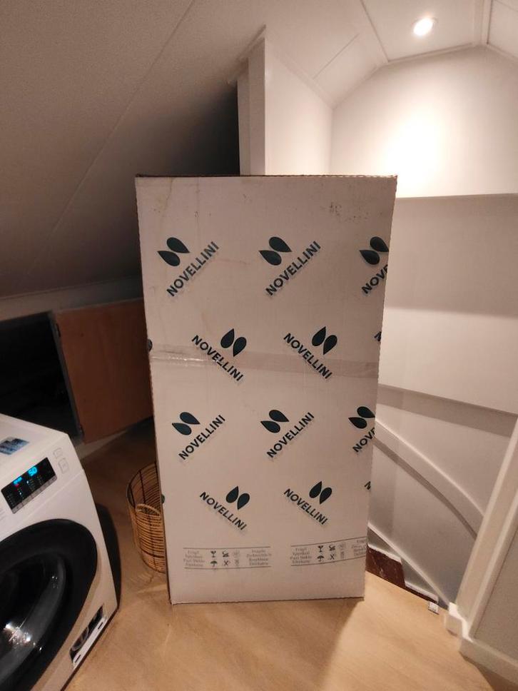 Novellinie badwand, Doe-het-zelf en Verbouw, Sanitair, Nieuw, Douche, Ophalen