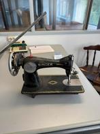 Antieke naaimachine, Ophalen