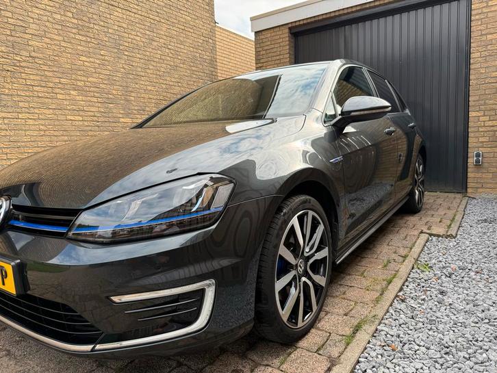 Volkswagen Golf 1.4 TSI Phev 150KW GTE 5D 2016 Zwart/grijs, Auto's, Volkswagen, Particulier, Golf, Hybride Elektrisch/Benzine
