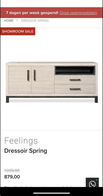 Dressoir Spring conditie is NIEUW  beschikbaar voor biedingen