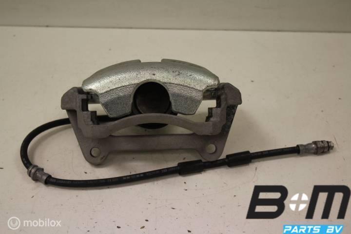 Remklauw RV (bijrijderskant) VW Passat B8 Variant 8V0615124D, Auto-onderdelen, Remmen en Aandrijving, Gebruikt