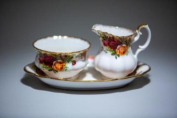 Porseleinen roomstel (Royal Albert) beschikbaar voor biedingen