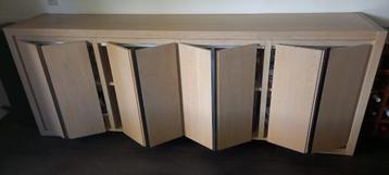 massief houten dressoir