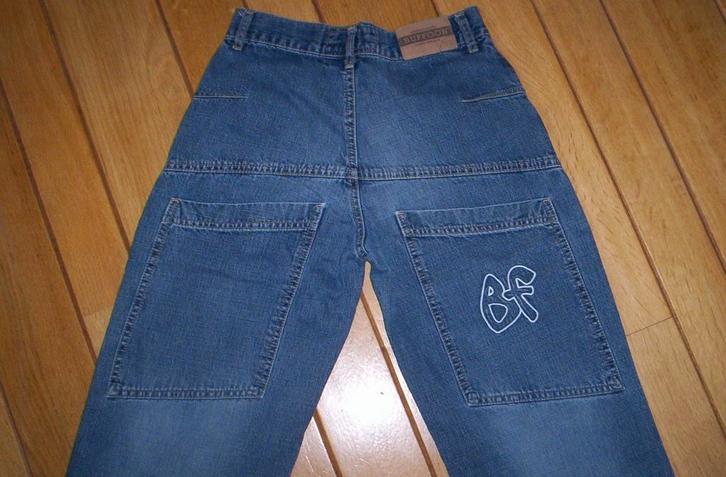 BUFFOON spijkerbroek maat 164, Kinderen en Baby's, Kinderkleding | Maat 164, Zo goed als nieuw, Jongen, Broek, Ophalen of Verzenden