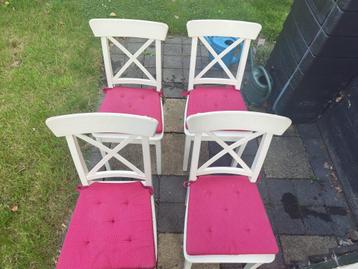 4 eetkamerstoelen ikea beschikbaar voor biedingen