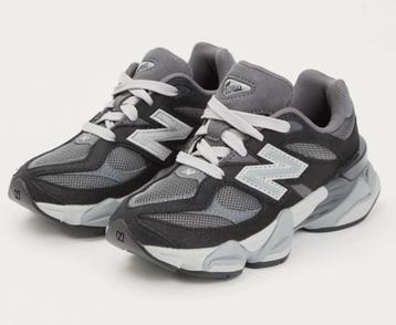 New Balance 9060 sneakers met suede details maat 36 beschikbaar voor biedingen