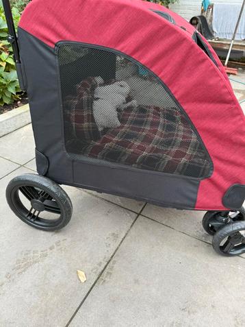 Honden wandelwagen z.g.a.n  beschikbaar voor biedingen