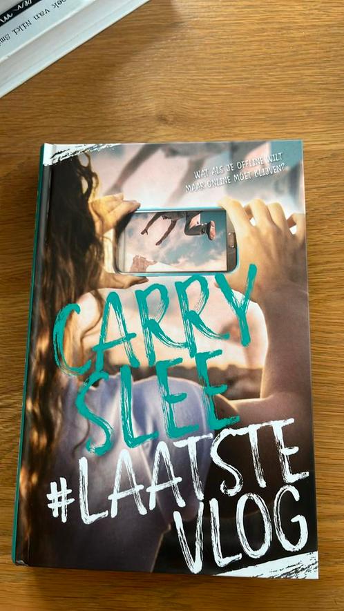 Carry Slee - #LaatsteVlog, Boeken, Kinderboeken | Jeugd | 13 jaar en ouder, Zo goed als nieuw, Ophalen of Verzenden