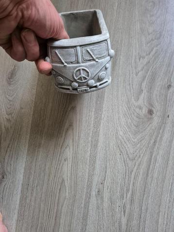 betonnen bloembak bloem bak vw volkswagen bus look beschikbaar voor biedingen