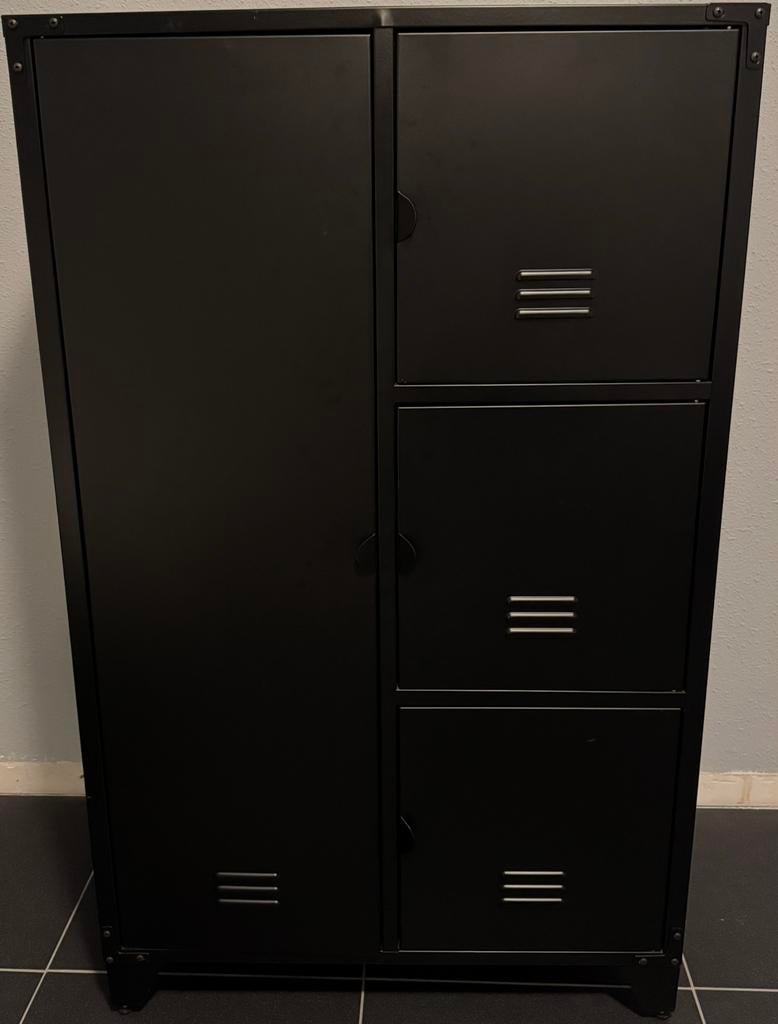 Lockerkast Jax, Ophalen, Zo goed als nieuw