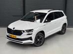 Skoda Karoq 1.5 TSI (150 pk) Sportline Business - Virtual Co, Stof, 4 cilinders, Wit, Karoq