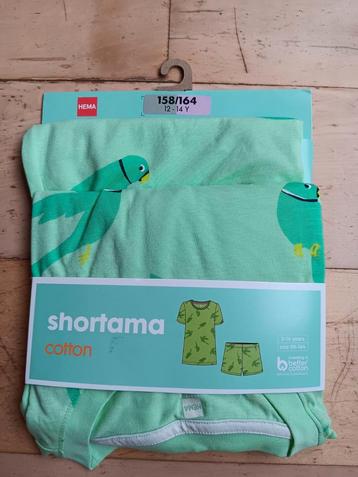 NEW Hema 158/164 shortama  beschikbaar voor biedingen